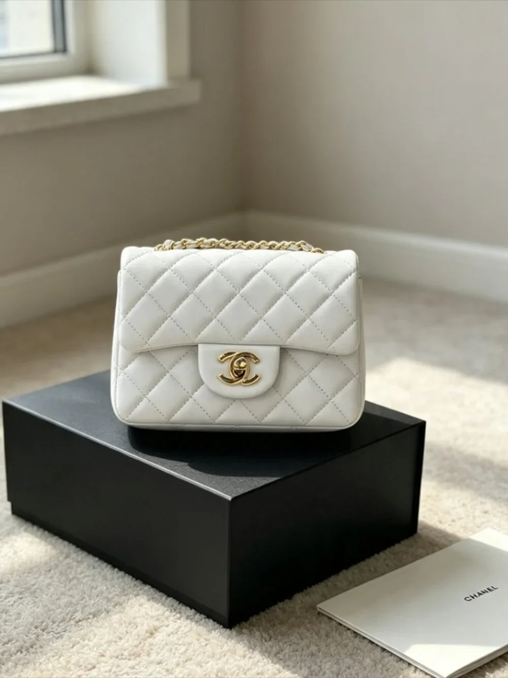 ✨ Authentic Chanel White Bag